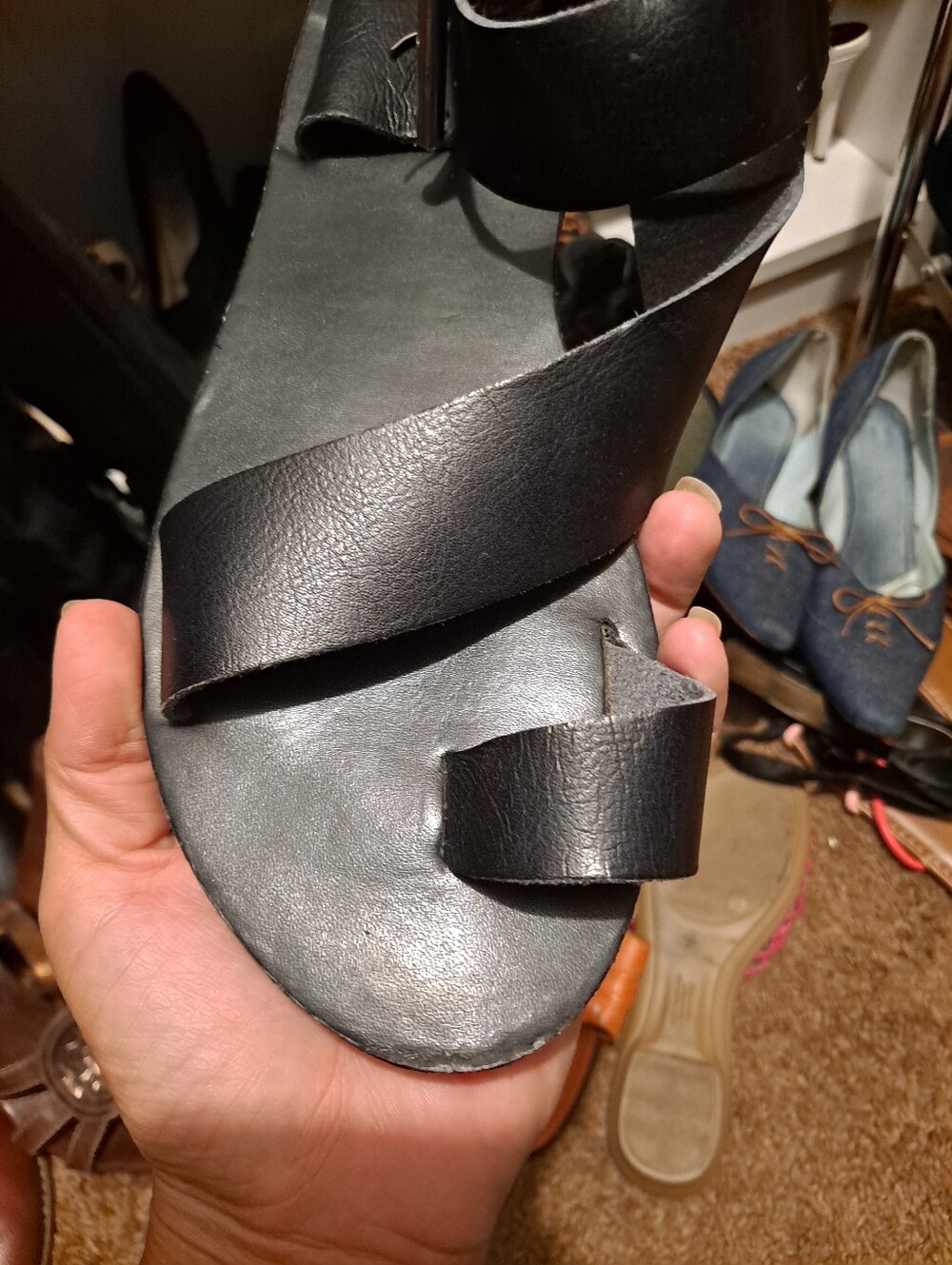 Mossimo Women's Black Leather Crisscross Slingback Sandals - Picture 8 of 16